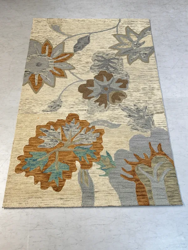 Revate_Hand_Tufted_Carpet_Rug