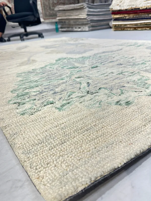Gloomy_Hand_Tufted_Carpet_Rug