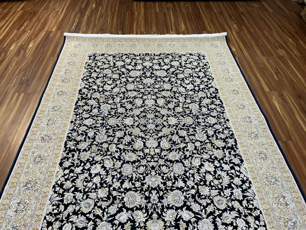 Mehrdad_Iranian_Carpet_Rug_5x7