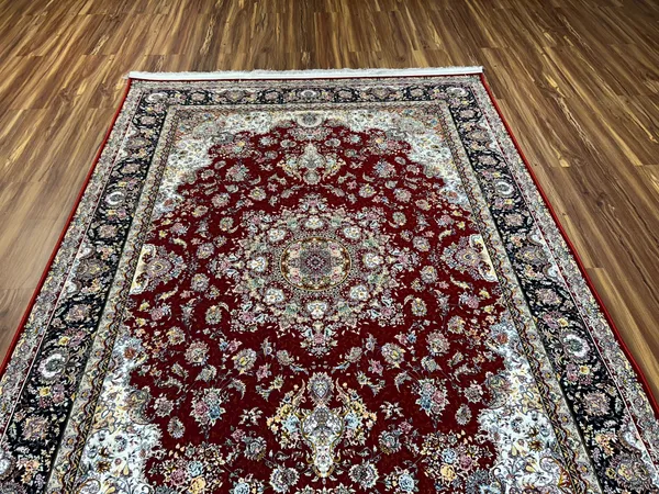 Shirin_Iranian_Carpet_Rug_5x7