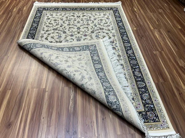 Navid_Iranian_Carpet_Rug_5x7