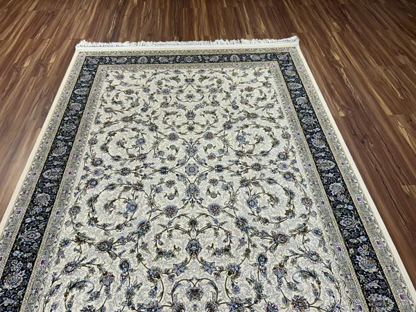 Navid_Iranian_Carpet_Rug_5x7