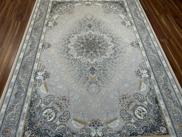 Golnaz_Iranian_Carpet_Rug_5x7