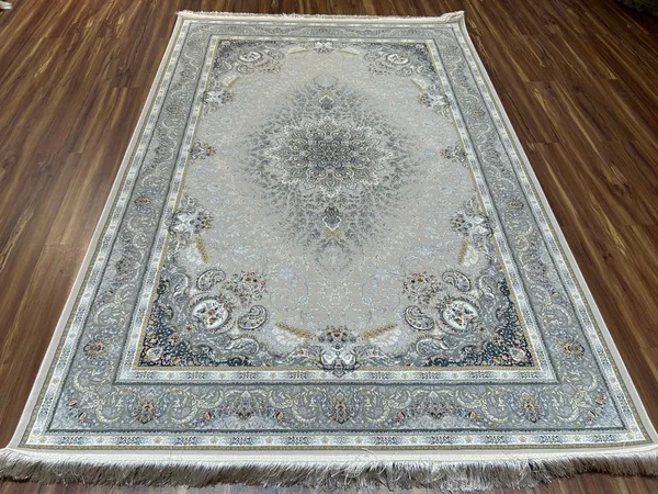 Golnaz_Iranian_Carpet_Rug_5x7