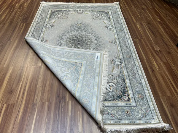 Golnaz_Iranian_Carpet_Rug_5x7