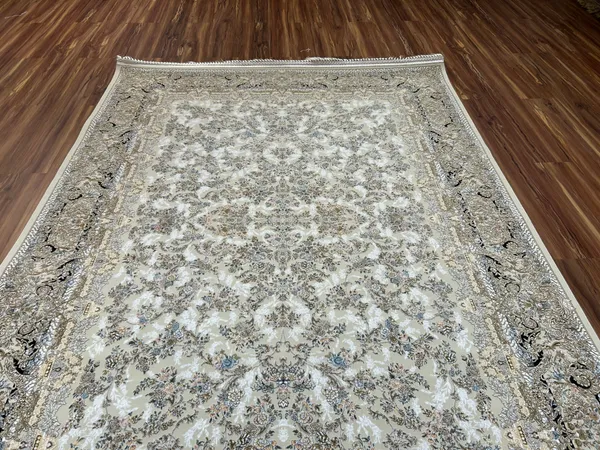 Roxana_Iranian_Carpet_Rug_5x7
