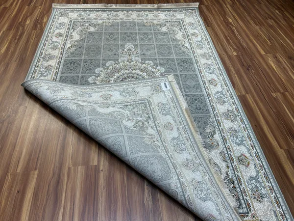 Keyvan_Iranian_Carpet_Rug_5x7