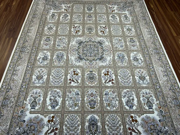 Tahmineh_Iranian_Carpet_Rug_5x7