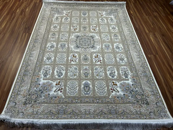 Tahmineh_Iranian_Carpet_Rug_5x7
