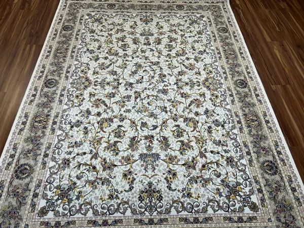 Arezou_Iranian_Carpet_Rug_5x7