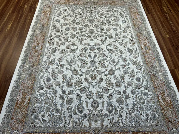 Faramarz_Iranian_Carpet_Rug_5x7