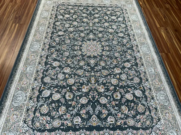 Mahin_Iranian_Carpet_Rug_5x7