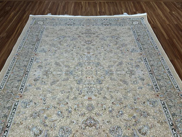 Farhad_Iranian_Carpet_Rug_6x9