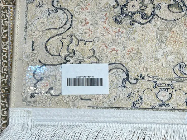 Shirin_Iranian_Carpet_Rug_6x9