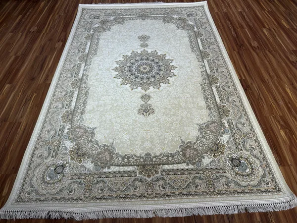 Soroush_Iranian_Carpet_Rug_6x9