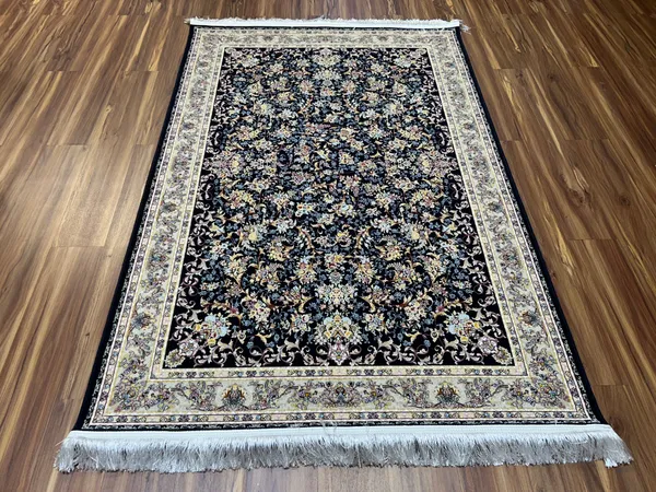 Afsaneh_Iranian_Carpet_Rug_4x6