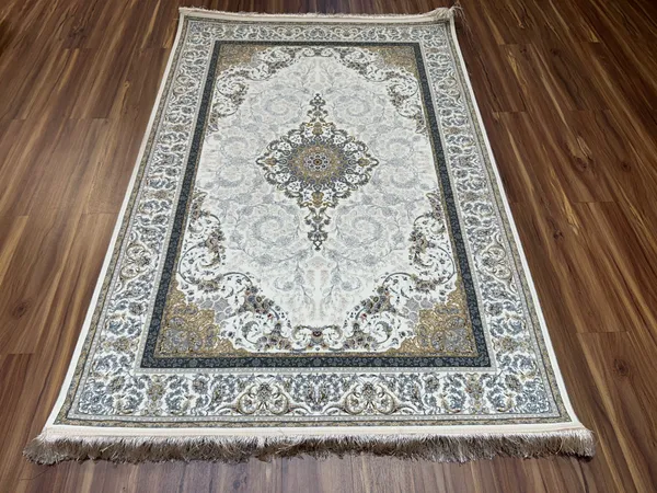 Hasti_Iranian_Carpet_Rug_4x6