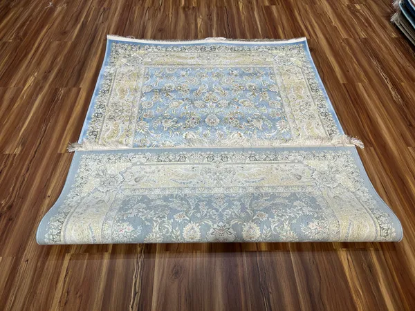 Roshanak_Iranian_Carpet_Rug_4x6