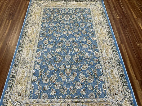 Roshanak_Iranian_Carpet_Rug_4x6