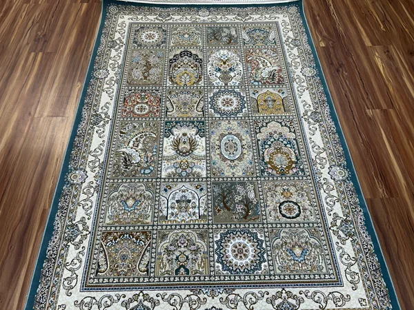 Firoozeh_Iranian_Carpet_Rug_4x6