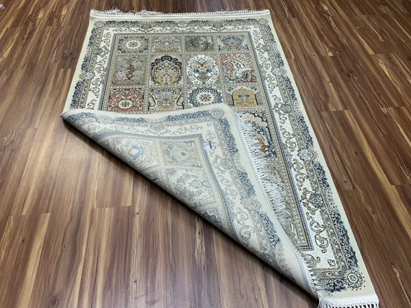 Viana_Iranian_Carpet_Rug_4x6