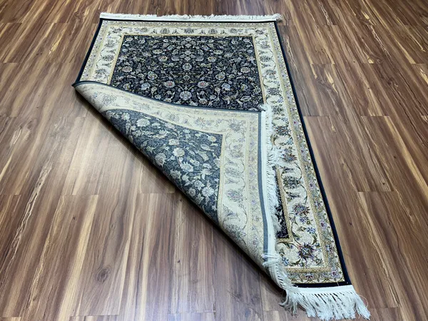 Yalda_Iranian_Carpet_Rug_4x6
