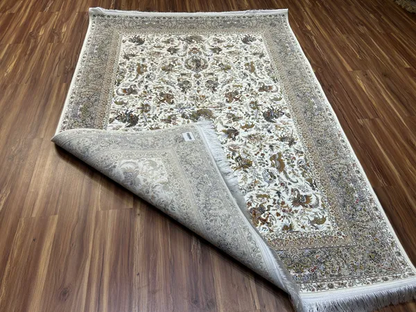 Delafruz_Iranian_Carpet_Rug_4x6