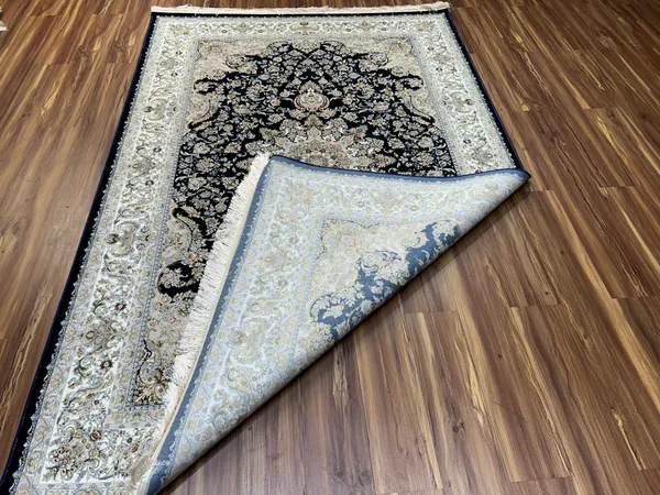 Golnaz_Iranian_Carpet_Rug_4x6