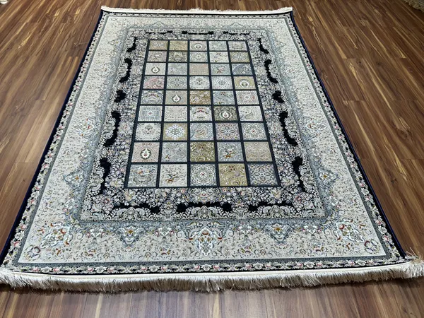 Lahsa_Iranian_Carpet_Rug_4x6