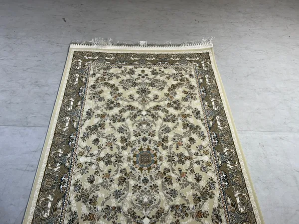 Golmehr_Iranian_Carpet_Rug_3x5