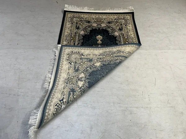 Mehrang_Iranian_Carpet_Rug_3x5