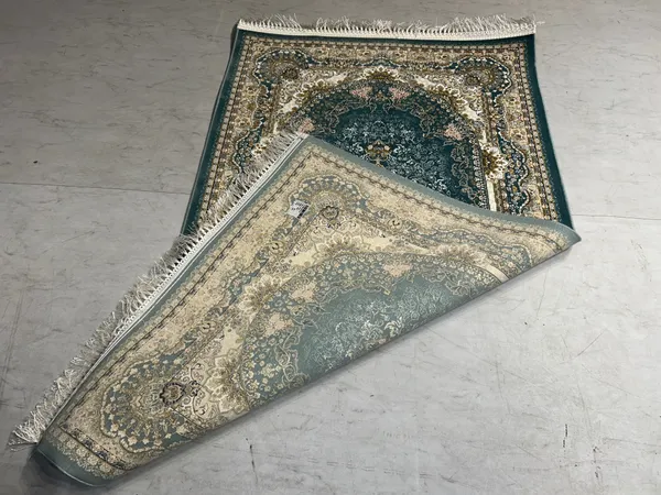 Lormeh_Iranian_Carpet_Rug_3x5