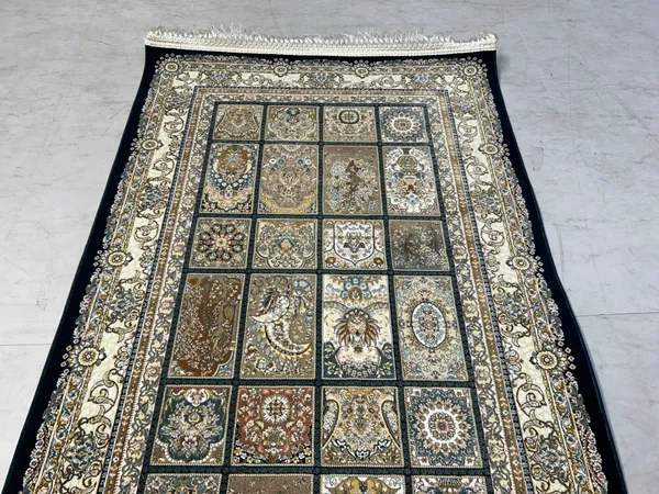 Hormeh_Iranian_Carpet_Rug_3x5