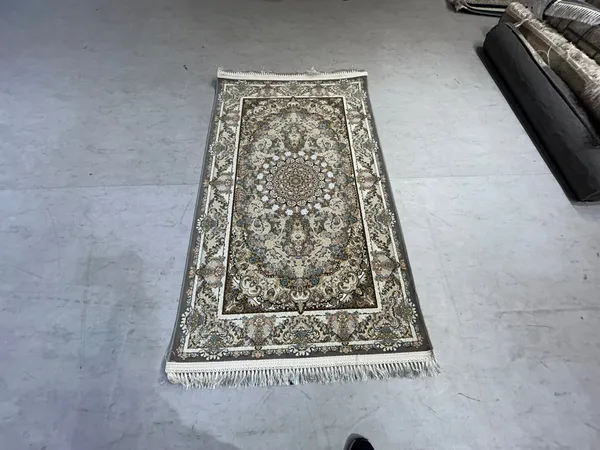 Dorsmeh_Iranian_Carpet_Rug_3x5