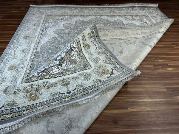 Vardis_Iranian_Carpet_Rug_8x11