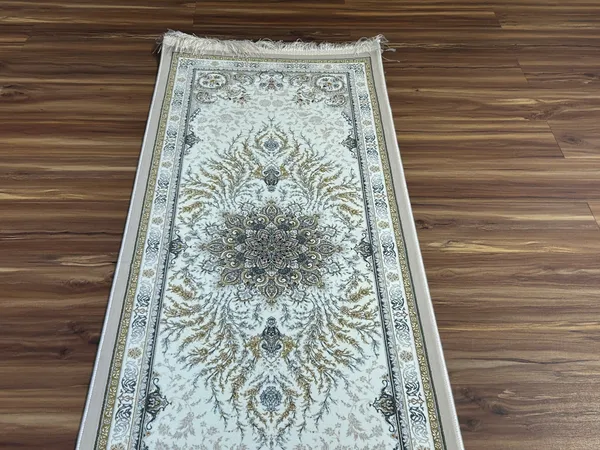 Soroush_Iranian_Runner_Carpet_Rug_2x5