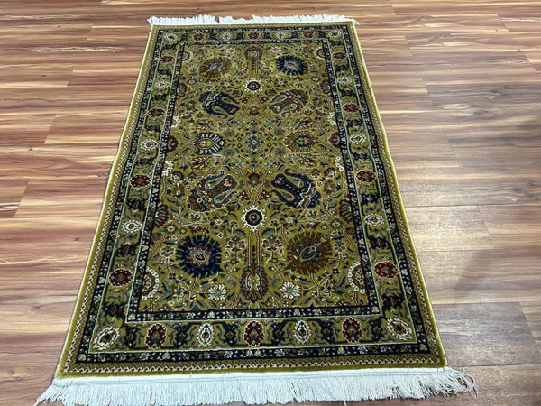 Sahar_Persian_Carpet_Rug_3x5