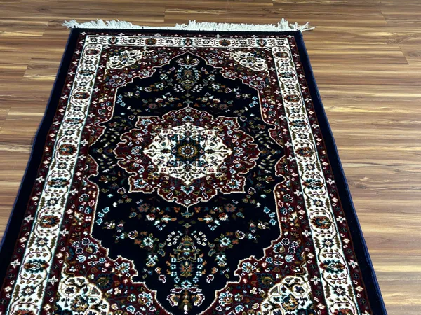Niloufar_Persian_Carpet_Rug_3x5