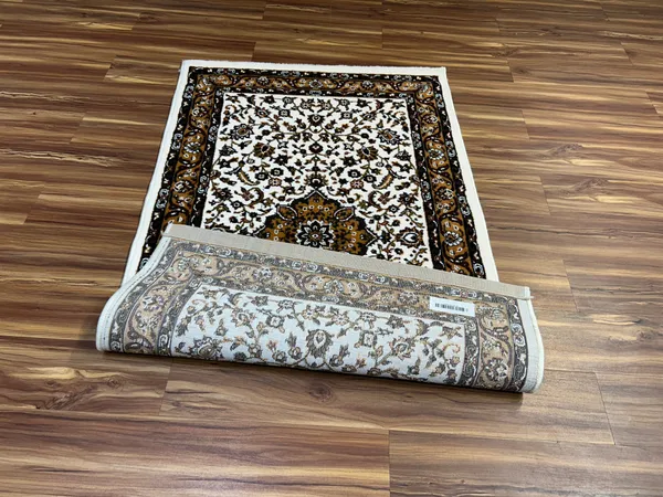 Nasrin_Persian_Carpet_Rug_3x5