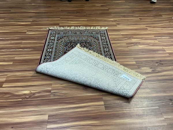 Rihana_Persian_Carpet_Rug_3x5