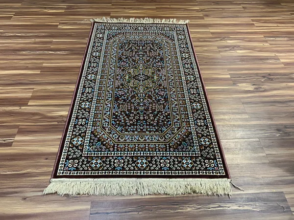 Rihana_Persian_Carpet_Rug_3x5