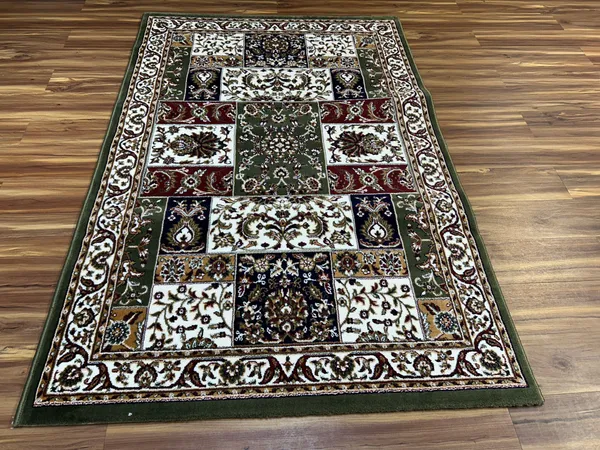 Iraj_Persian_Carpet_Rug_4x6