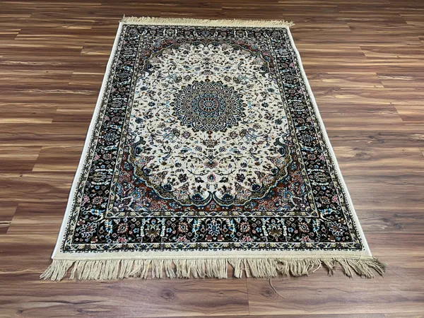 Orhan_Persian_Carpet_Rug_4x6
