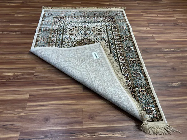Zarin_Persian_Carpet_Rug_4x6