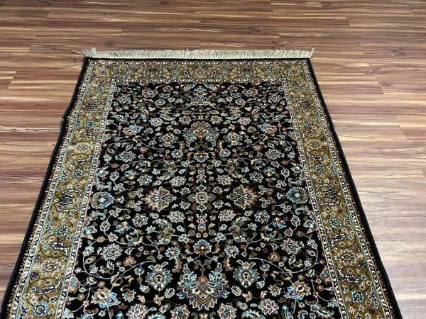 Firoz_Persian_Carpet_Rug_4x6