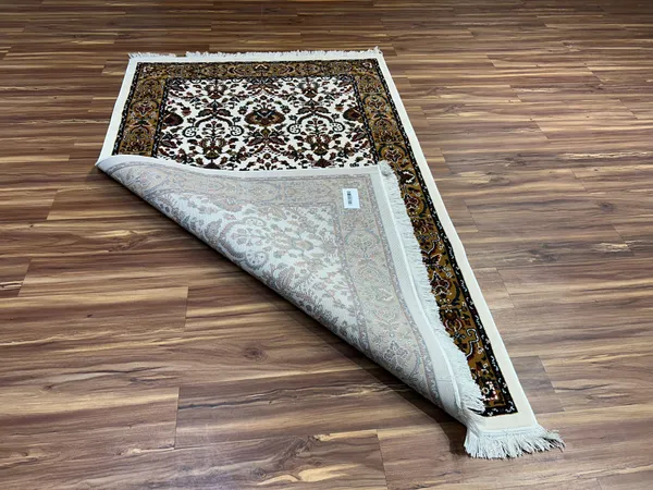 Yarin_Persian_Carpet_Rug_4x6