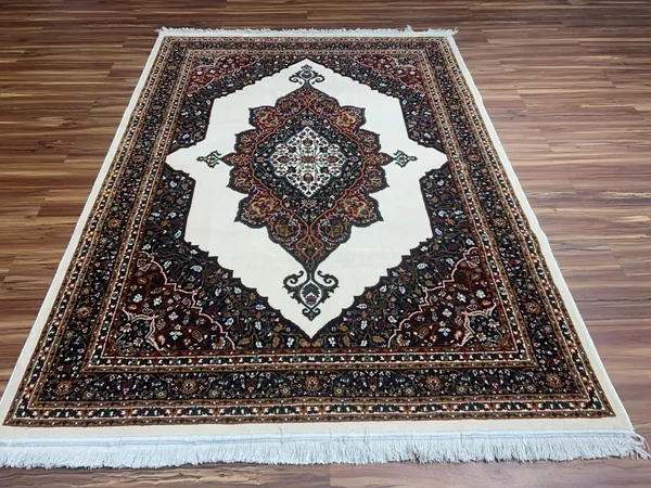 Fayaz_Persian_Carpet_Rug_5x7