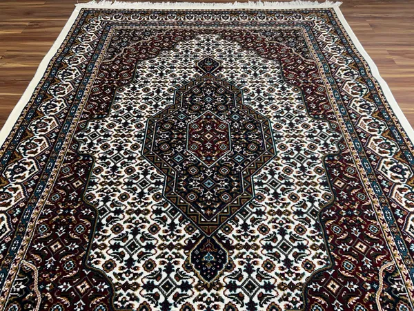 Ihsan_Persian_Carpet_Rug_5x7