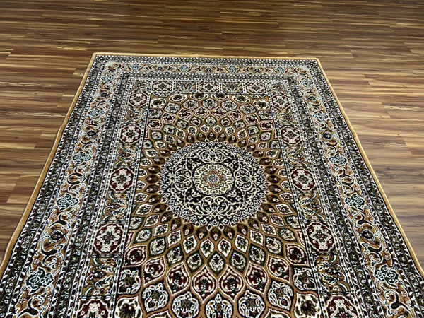 Qadir_Persian_Carpet_Rug_5x7