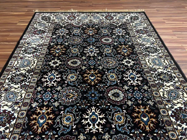 Sarfaraz_Persian_Carpet_Rug_5x7